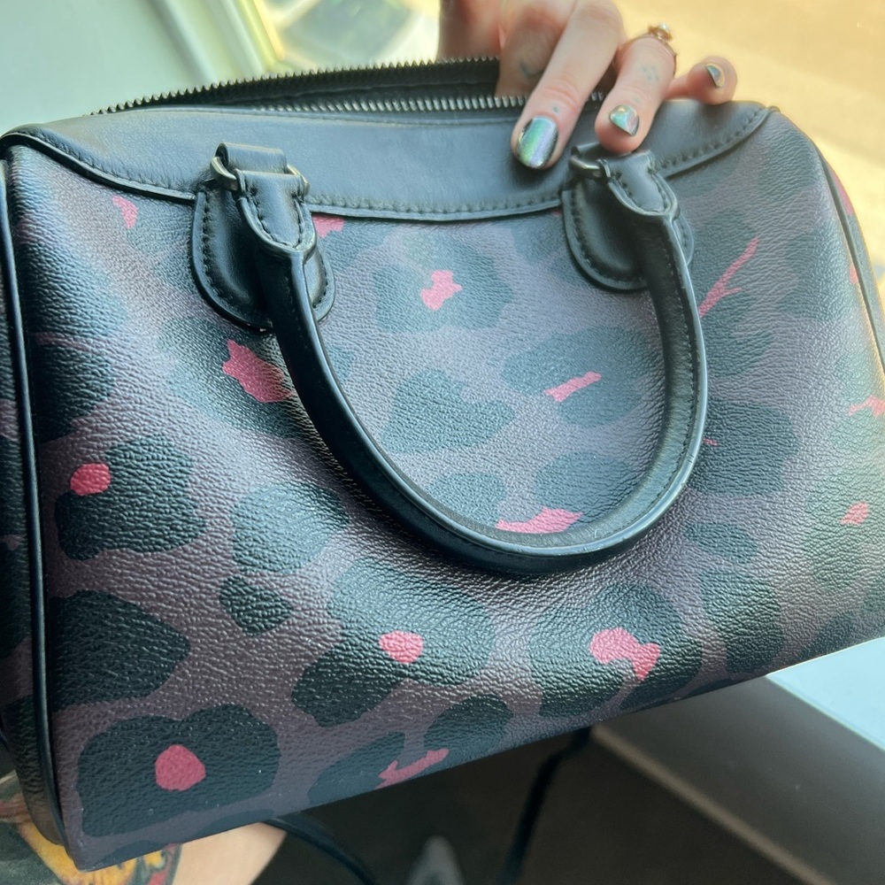 Coach handbag - Picture 2 of 3